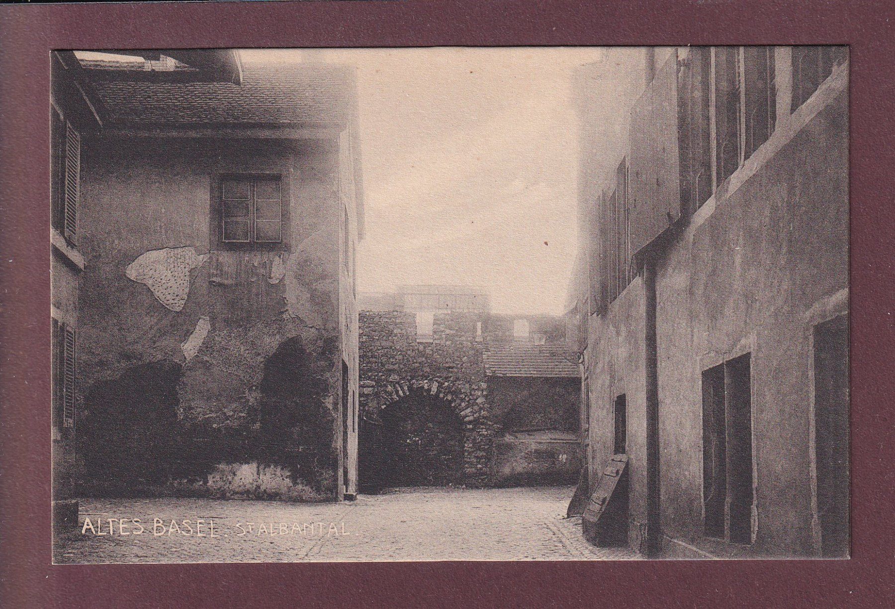 Cartes postales: Altes BASEL - St. Albantal – D'occasion à Pully par nicecards