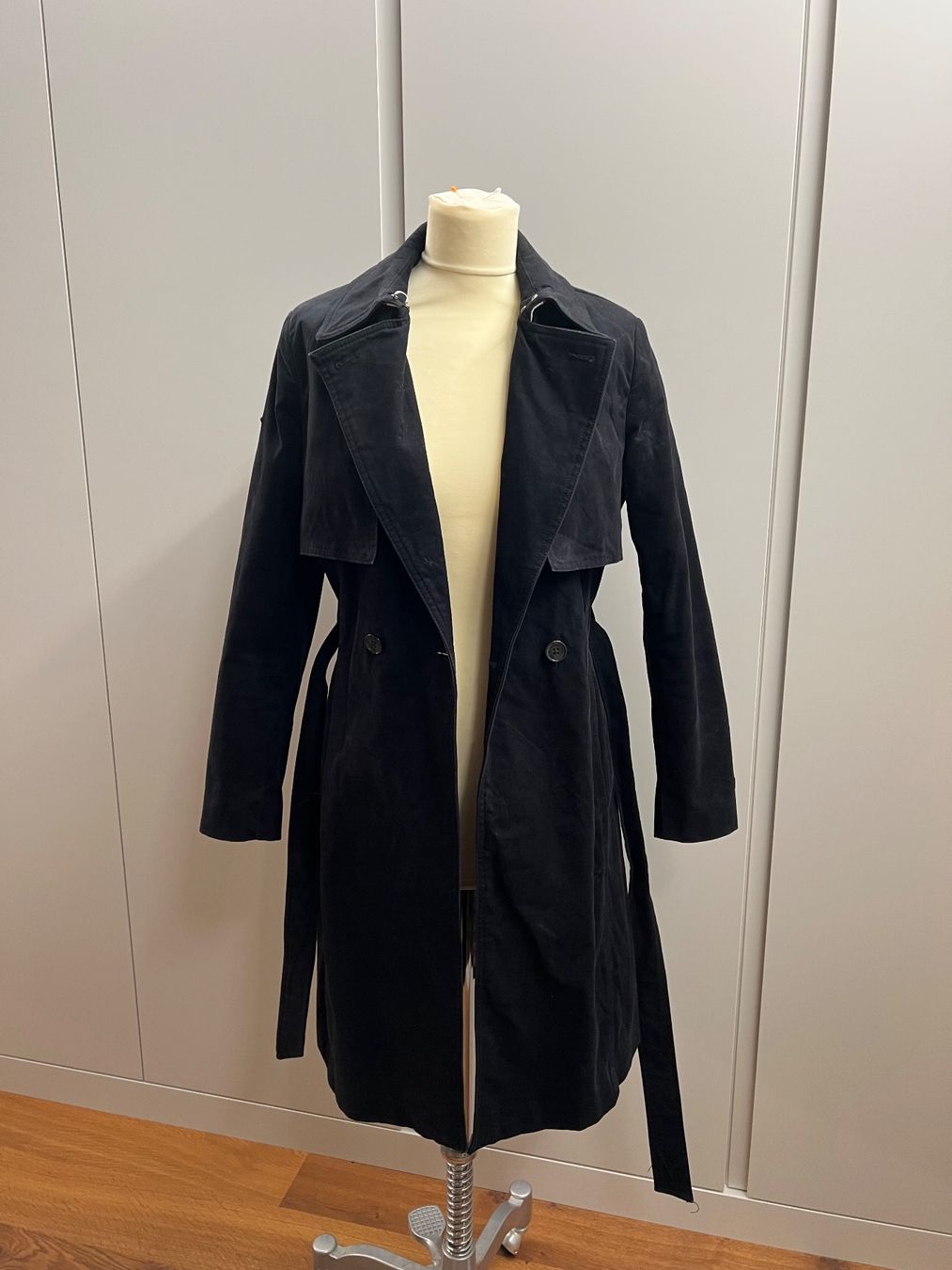 Cappotti: Schwarzer Mantel, Herbst/Winter Saison, Grösse 38 – Usato da Gamprin venduto da sim_7whp 4
