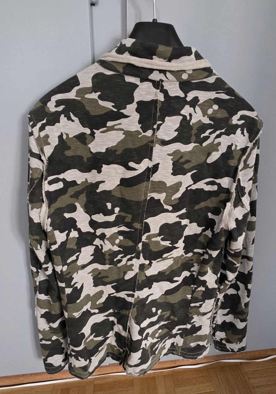 Vestes: veste motif militaire coton – D'occasion à Yverdon-les-Bains par van_dq65 9