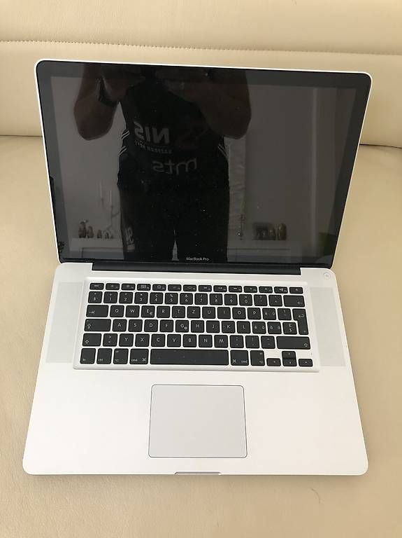 Notebook: APPLE MacBook Pro 15" - i7 - 640GB HDD - mit Ladegerät – Usato da Romanshorn venduto da Domuz-Handel 1