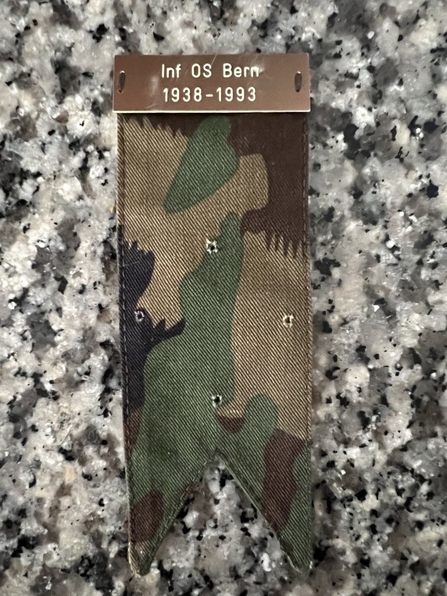 Placchette & Badge: Patten – Usato da monte carasso venduto da Chanel82