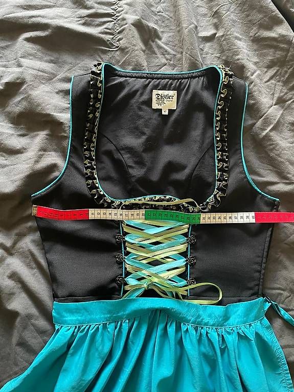 Vestiti: Original Distler Dirndl mit Bluse Gr. 40 (VB) – Usato da basel venduto da tih_62cw 4