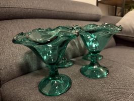 4 schöne Glaceschalen aus Glas