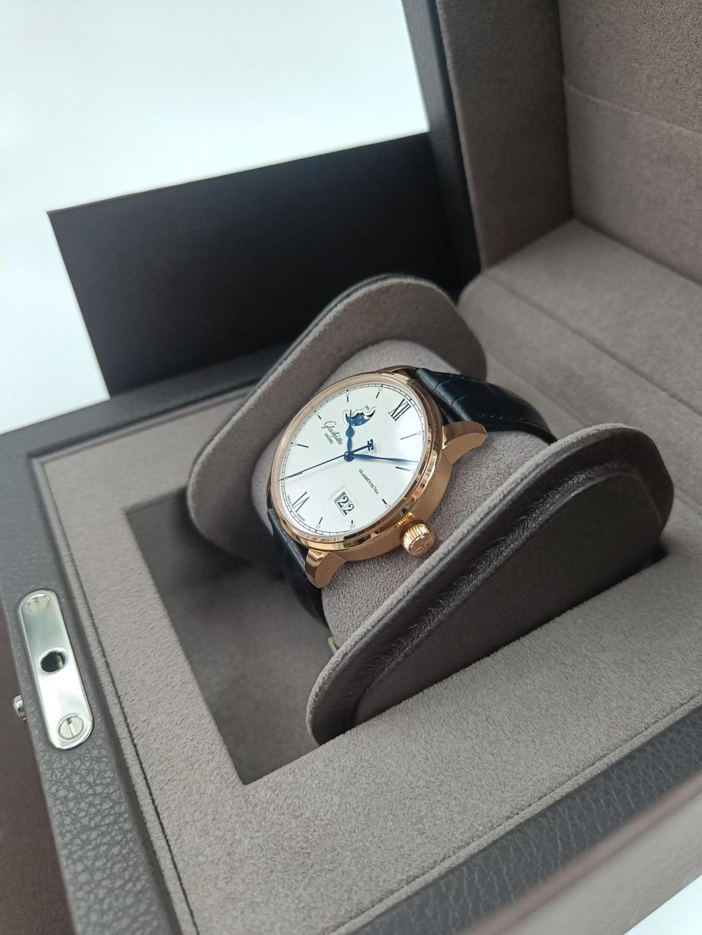 Glashütte Orologi: GLASHÜTTE ORIGINAL "SENATOR EXCELLENCE MONDPHASE", 40 MM – Nuovo (secondo la descrizione) da Luzern venduto da EdiGem 2