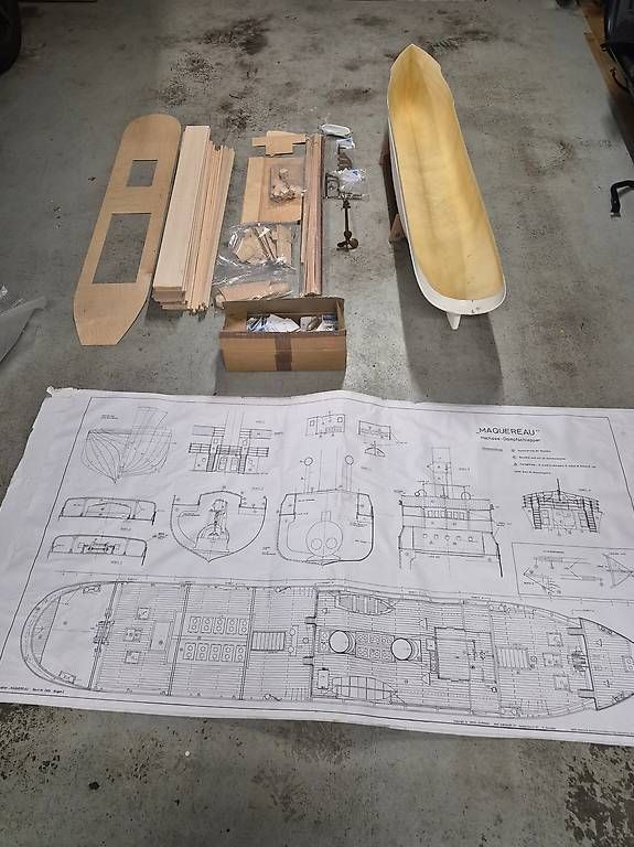 Modellismo RC: Elde Bausatz Dampfschlepper "Maquereau" + Beschlagsatz – Usato da Füllinsdorf venduto da gibba