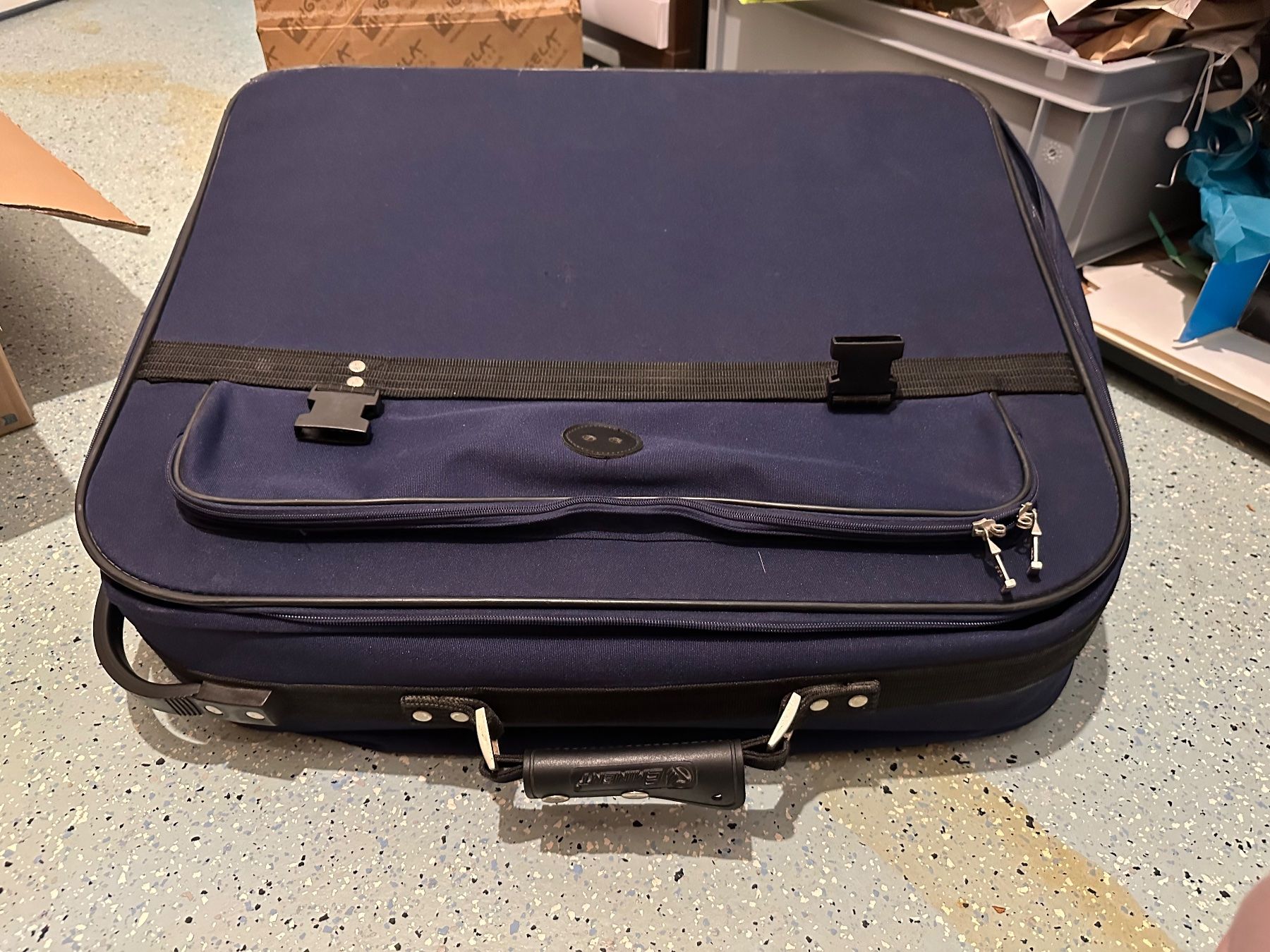 Valigie: Alter Koffer – Usato da Möhlin venduto da Reisejas