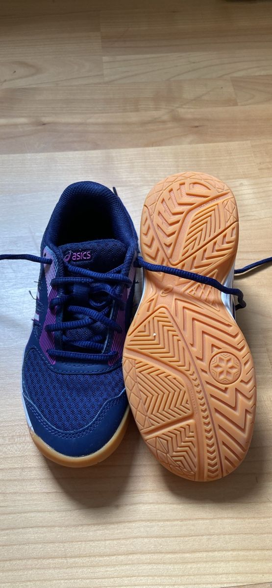 Asics Scarpe per ragazzi: ASICS Turnschuhe  – Nuovo (secondo la descrizione) da Basel venduto da amy_8pl7 1