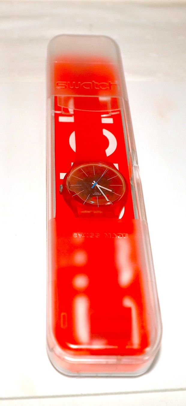 Swatch Smartwatch: SWATCH N° SU00109 – Nuovo e nell'imballaggio originale da Ipsach venduto da Merlux 6