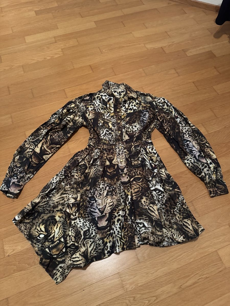 Roberto Cavalli Robes: Roberto Cavalli Kleid – Neuf (Voir description) à Oberdorf NW par ltr_8htc