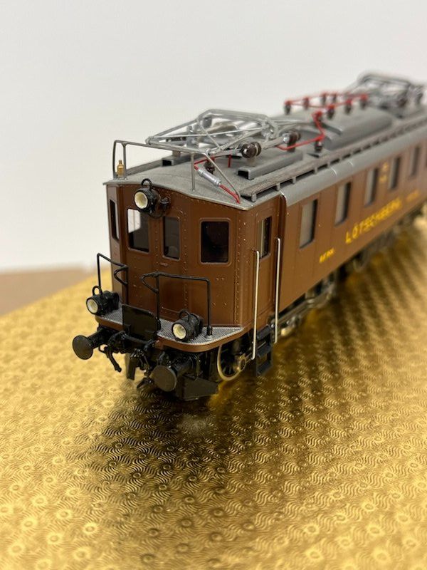 Metropolitan Modellini di ferrovie: BLS Ce 6/6 Metropolitan Ho DC – Usato da Büsserach venduto da ModellbahnDepot 2