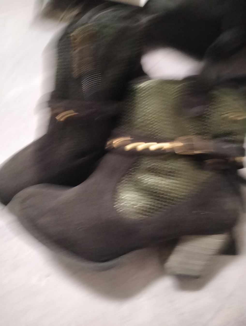 Scarpe da donna: Schicke, schwarze Stiefeletten, Gr. 37 – Usato da Goldach venduto da Amore777 1
