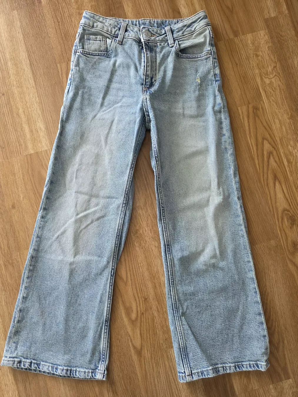 H&M Hosen: Mädchen Jeans Gr.134 – Gebraucht aus Tägerwilen von XeniaH 1