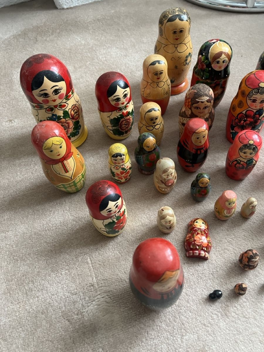 Statuette: Babuschkas oder Babuschke? Egal, dafür viele verschiedene … – Usato da Rüschlikon venduto da Pedrino1927 3