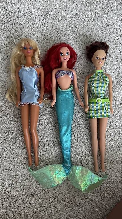 Bambole: Div. Barbies aus den 2000er – Usato da Steinhausen venduto da inmumi