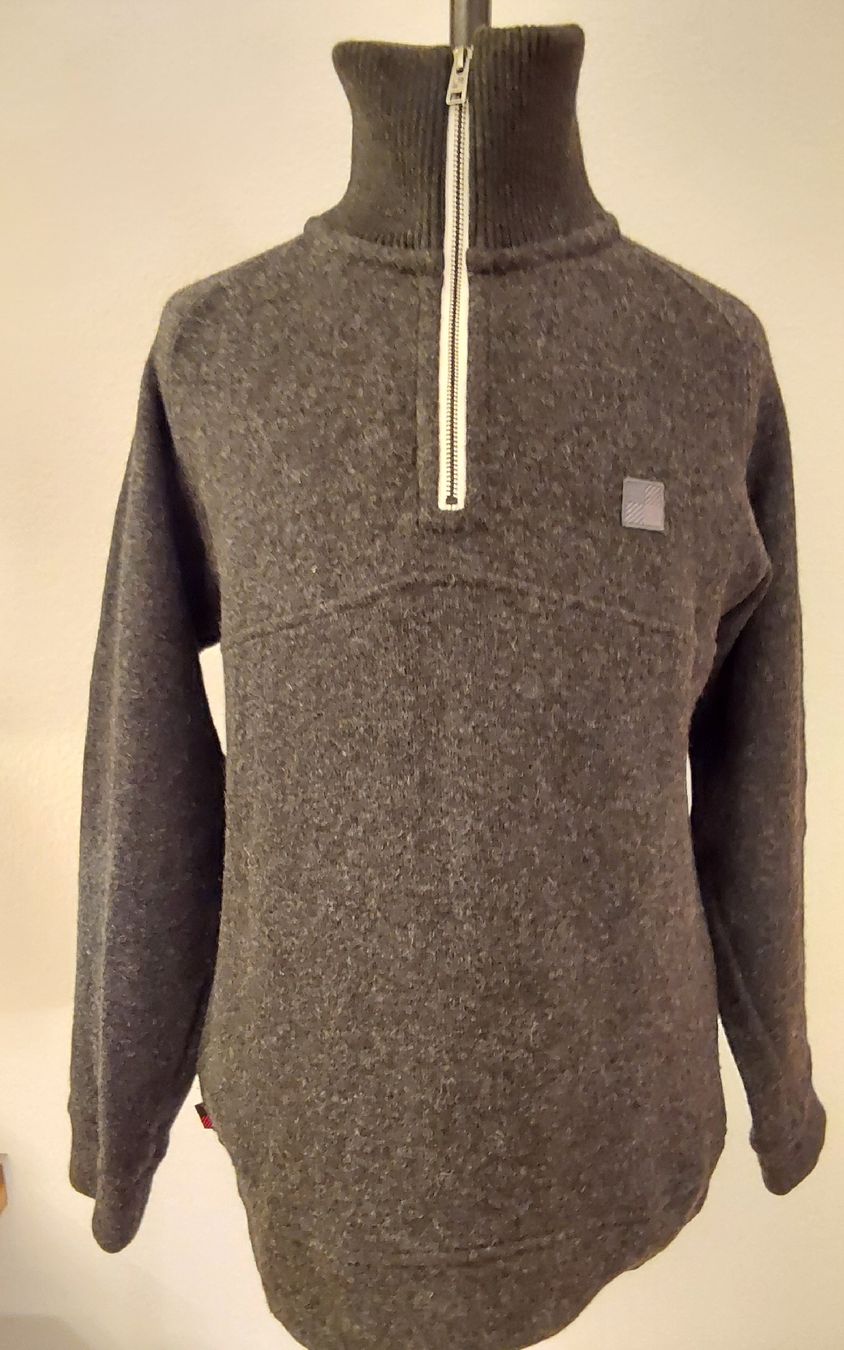 Woolrich Maglioni & Felpe: Troyer Pullover S Woolrich anthrazit Herren – Usato da Köniz venduto da scopello12