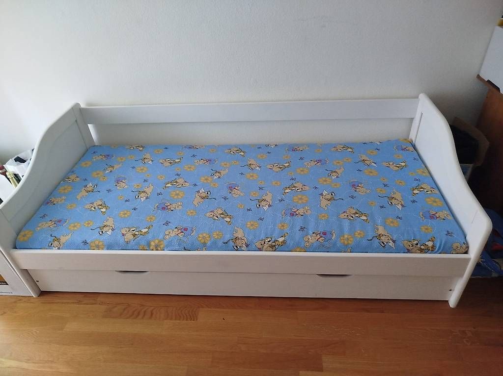 Betten: Bett – Gebraucht aus Lenzburg von alf_8gxc