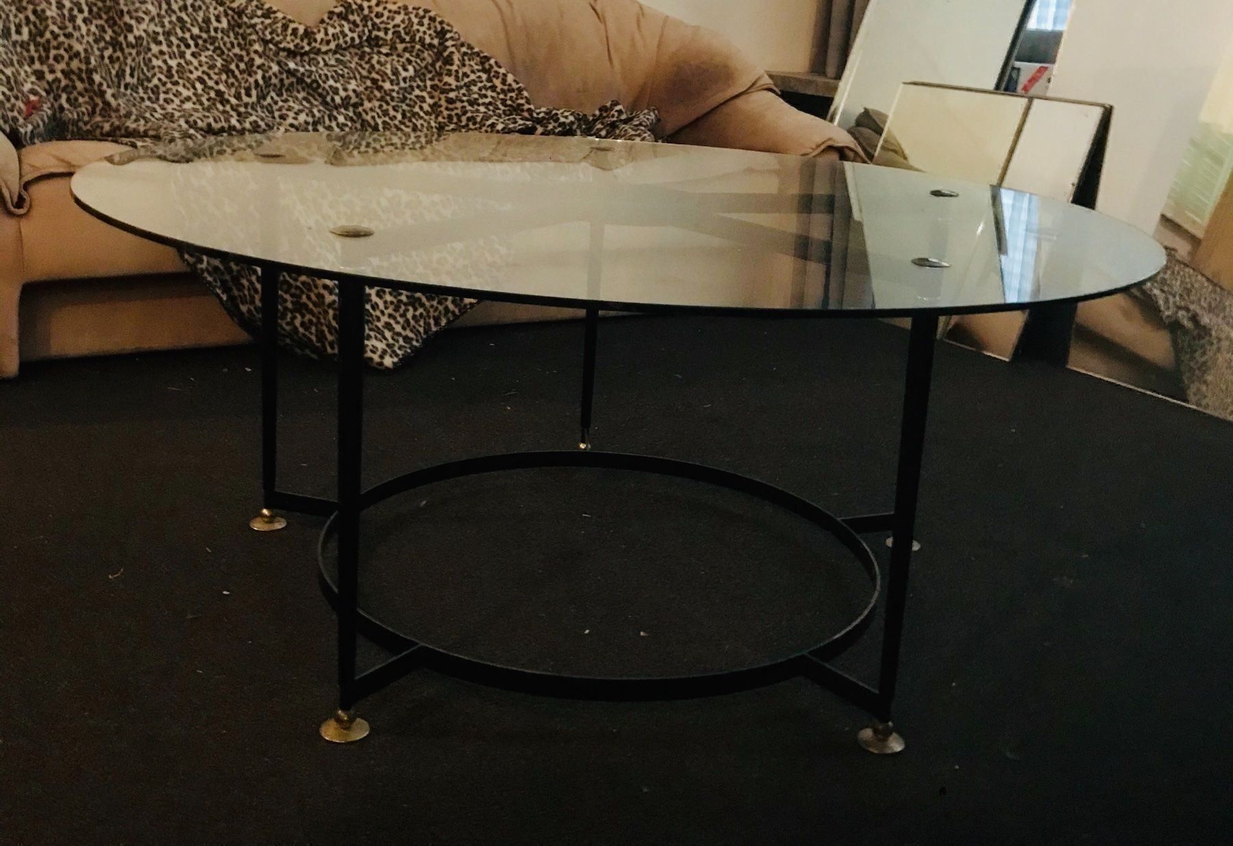 Tische: Couchtisch Glas/Metall – Gebraucht aus Solothurn von Spicar