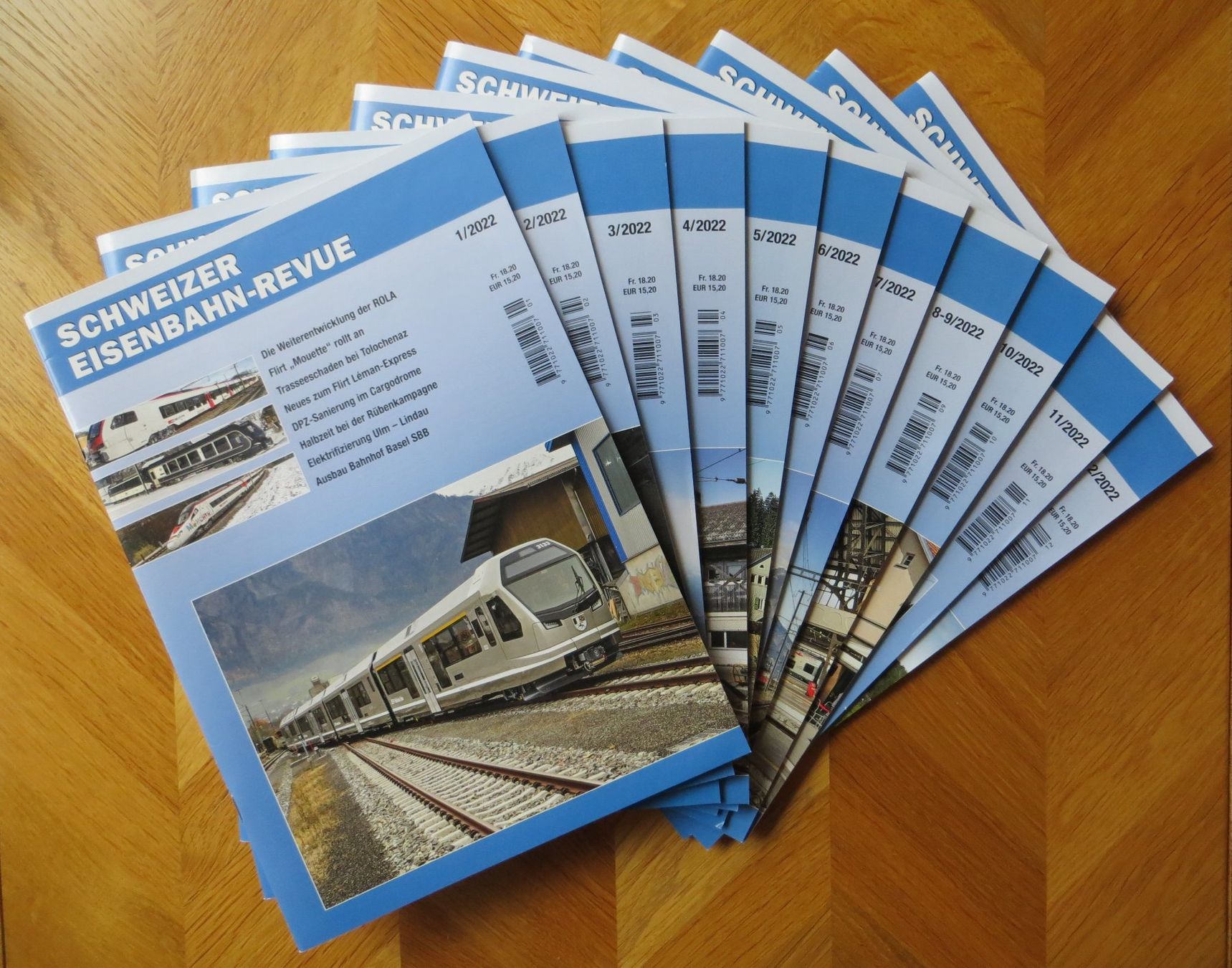 Riviste & Magazine: Schweizer Eisenbahn-Revue 2022 – Usato da Lausen venduto da Ergolztaler
