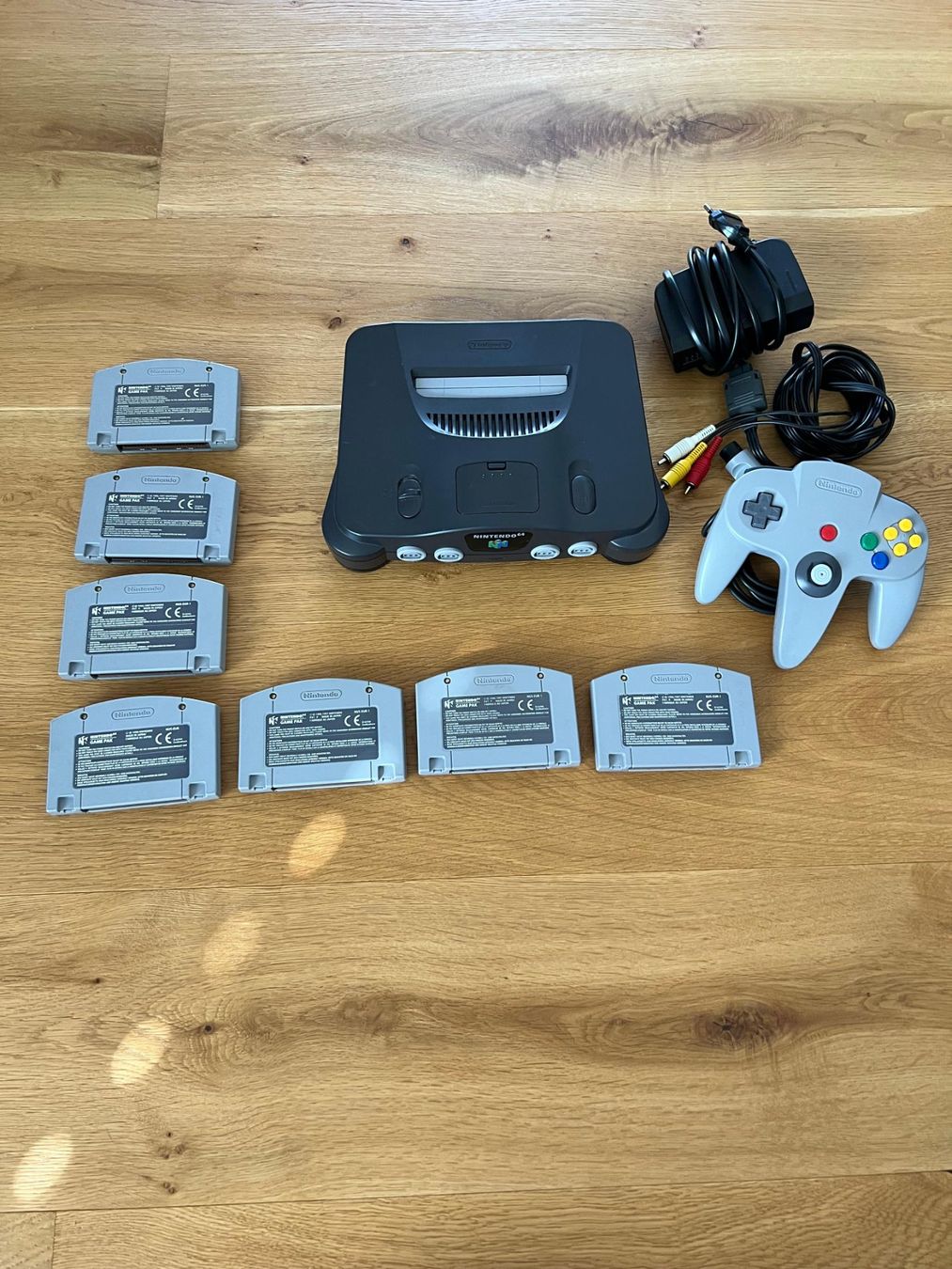 Nintendo Console: Nintendo 64 Konsole mit 7 Spielen – Usato da Schönenbuch venduto da retrohunter 4