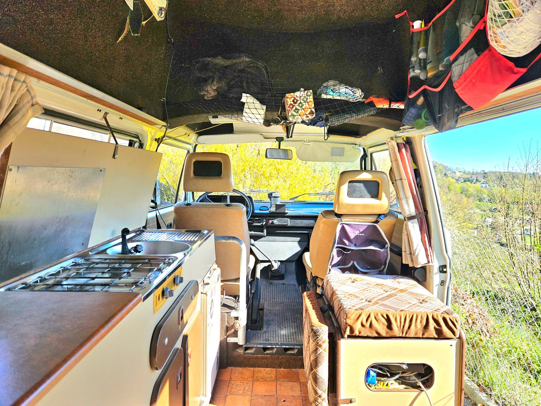 VW Autos: Van VW 1987 – D'occasion à Lausanne par mat_ghl5 4