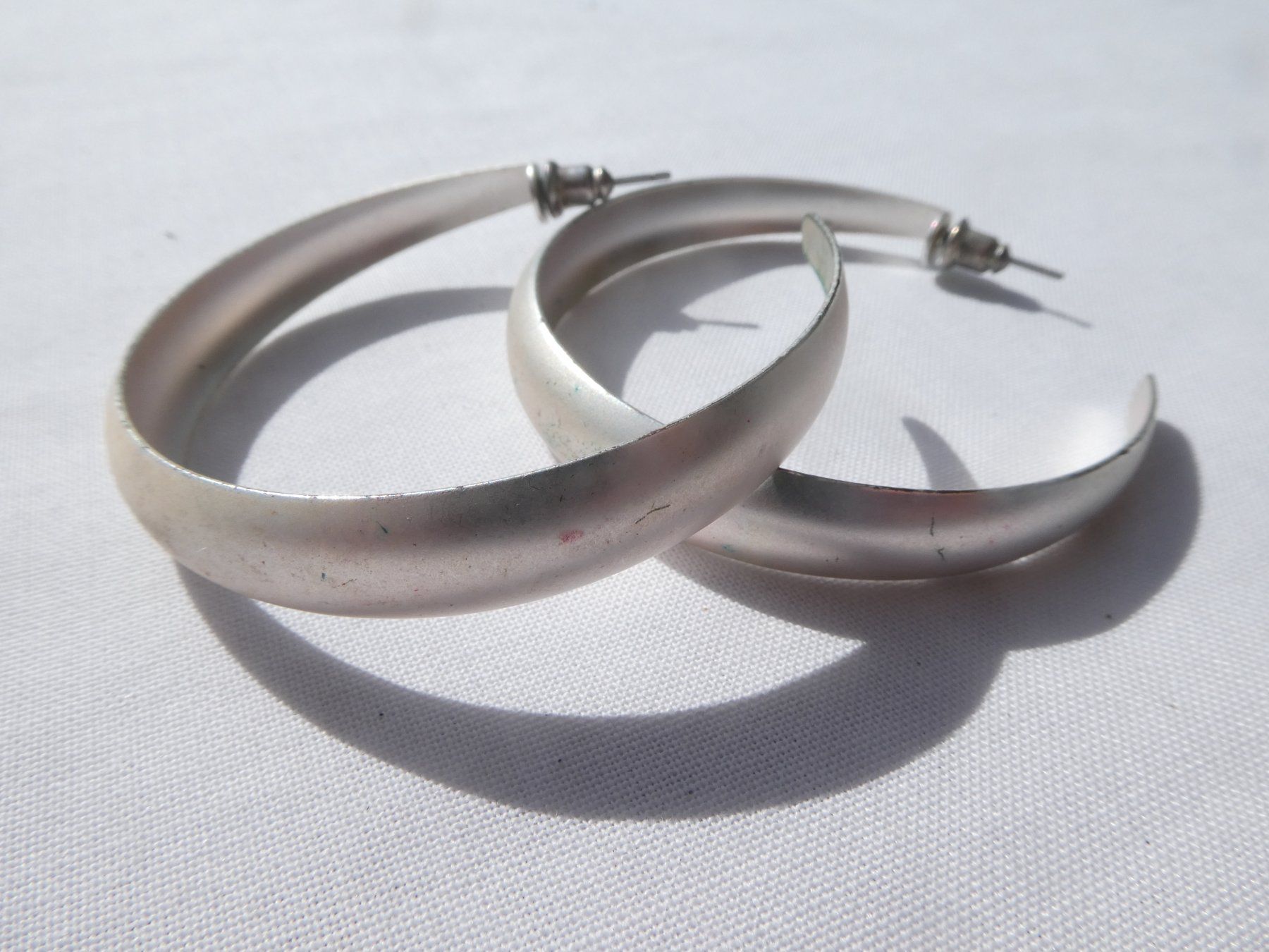 Ohrringe & -stecker: Creolen, Modeschmuck – Gebraucht aus Gattikon von kaandooh