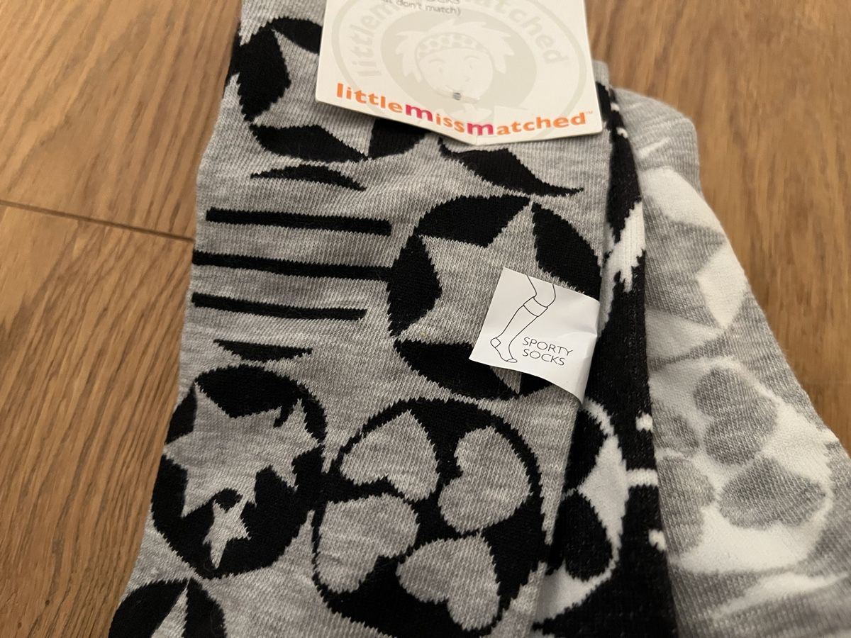 Chaussettes: Trio de Chaussettes grises – Neuf avec emballage d'origine à St. Prex par Nikolletta 7