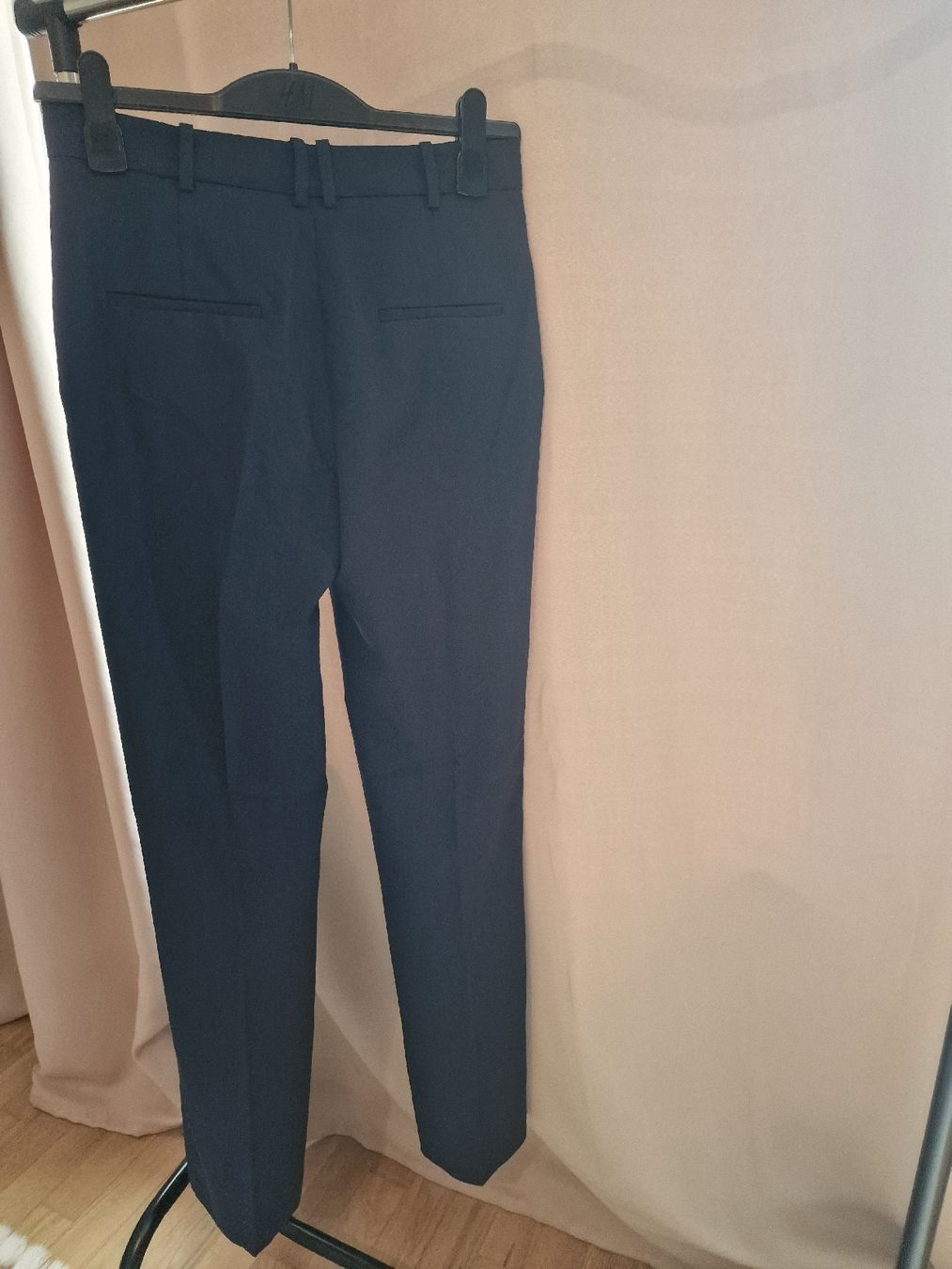 Mango Pantalons: Mango Suit Hose dunkelblau – D'occasion à Balgach par kimo1 1