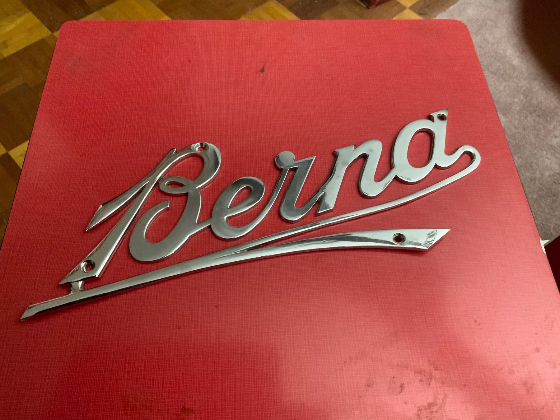 Autres accessoires p. véhicule: Berna Emblem – D'occasion à Willisau par Minali