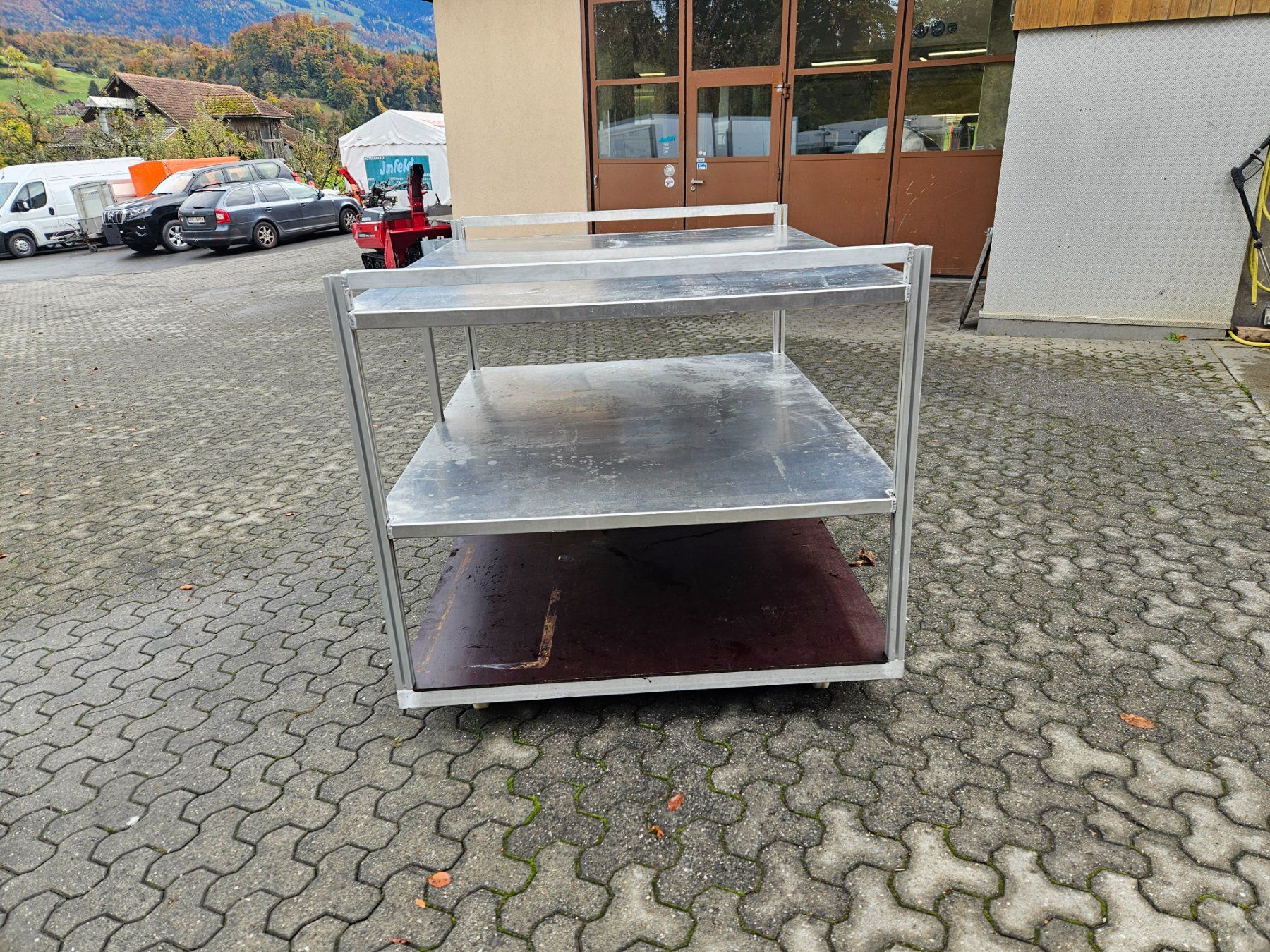 Scaffali: Gestellwagen aus Alu – Usato da Alpnach Dorf venduto da marlis64 3