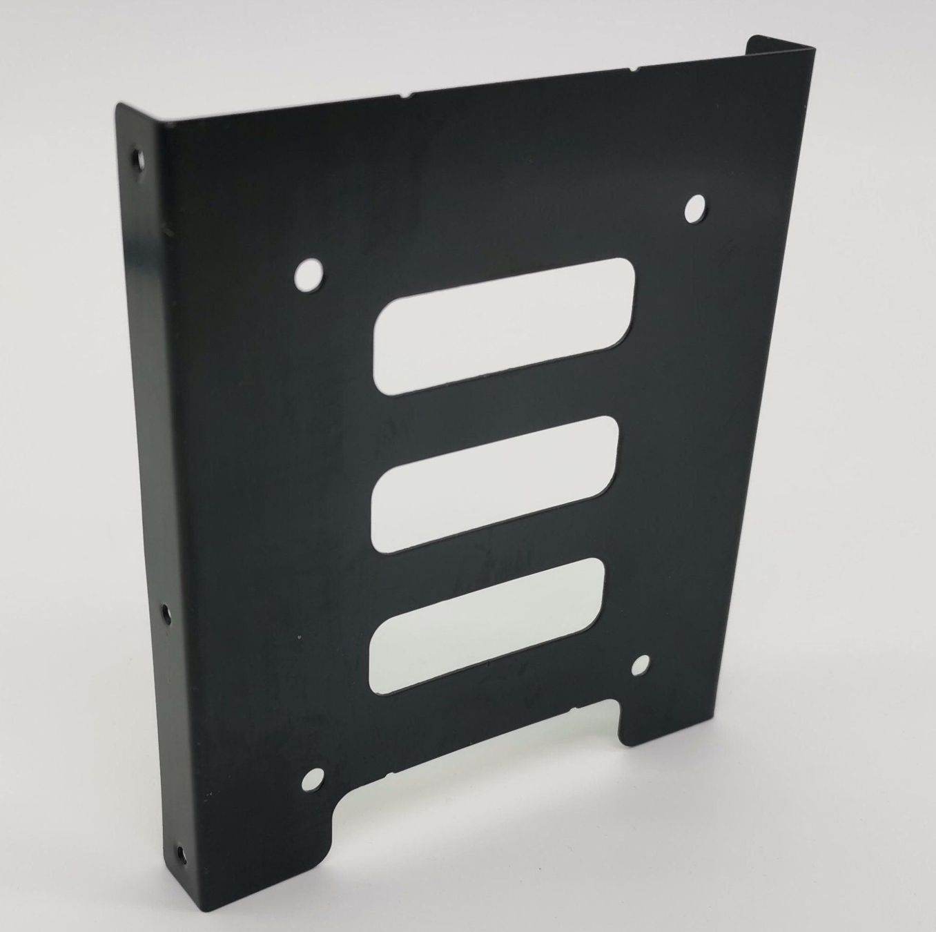 Supporti a parete: Montagehalterung - SSD 2.5" zu 3.5" – Nuovo e nell'imballaggio originale da Niederglatt ZH venduto da K1r7 2
