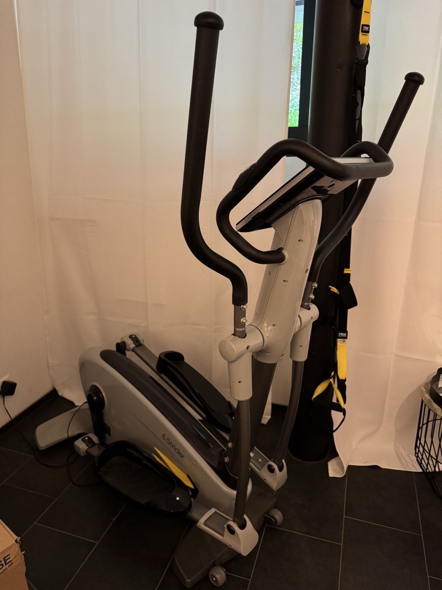 Hometrainer: BodySculpture Crosstrainer – Usato da Kloten venduto da jolo92