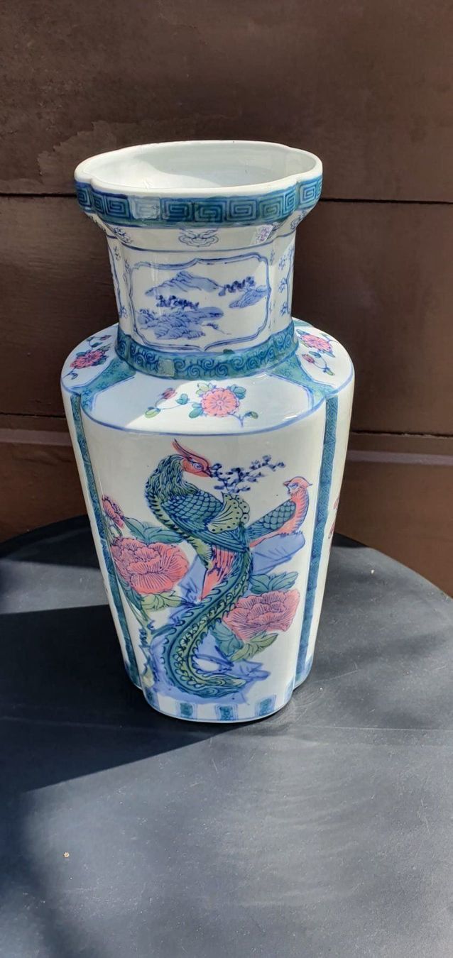 Vasen & Gefässe: VASE CHINOIS – Gebraucht aus La Chaux-de-Fonds von 4929