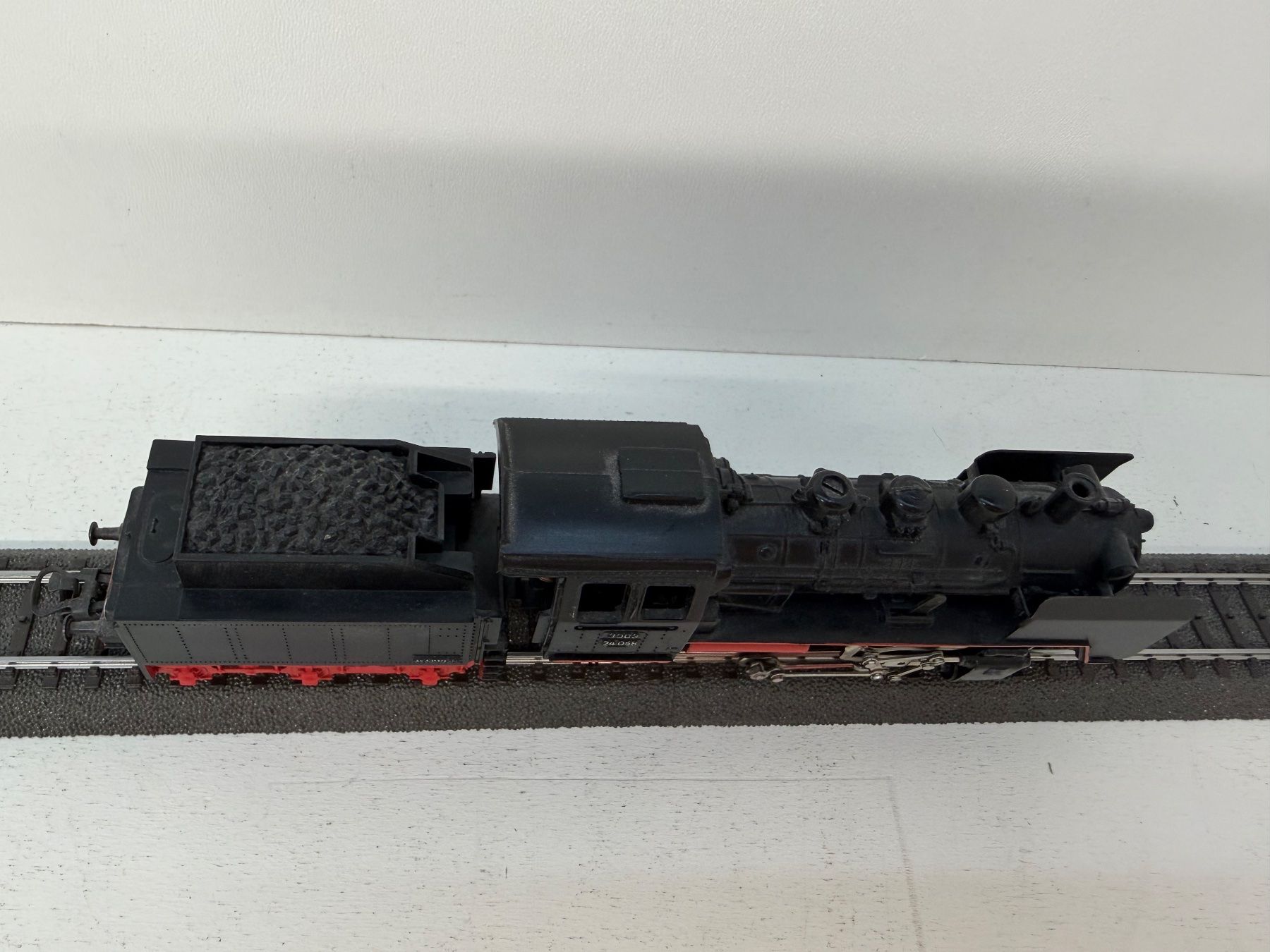 Märklin Modellini di ferrovie: Märklin 3003 Dampflokomotive DB BR 24 – Usato da Büsserach venduto da ModellbahnDepot 6