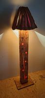 Altholz Lampe mit Schindelschirm
