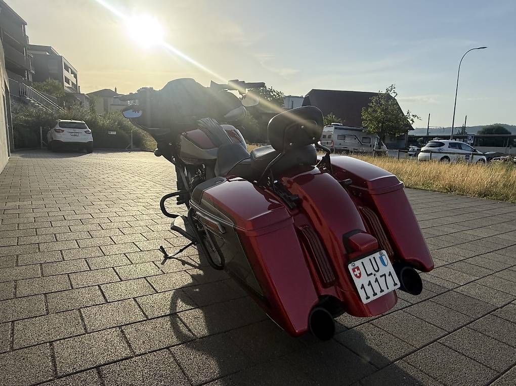 Touring: Harley-Davidson Road Glide CVO – Usato da Wauwil venduto da SonnyB 7