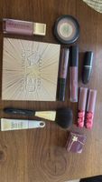 Schminkartikel; Naked, Huda Beauty, MAC usw