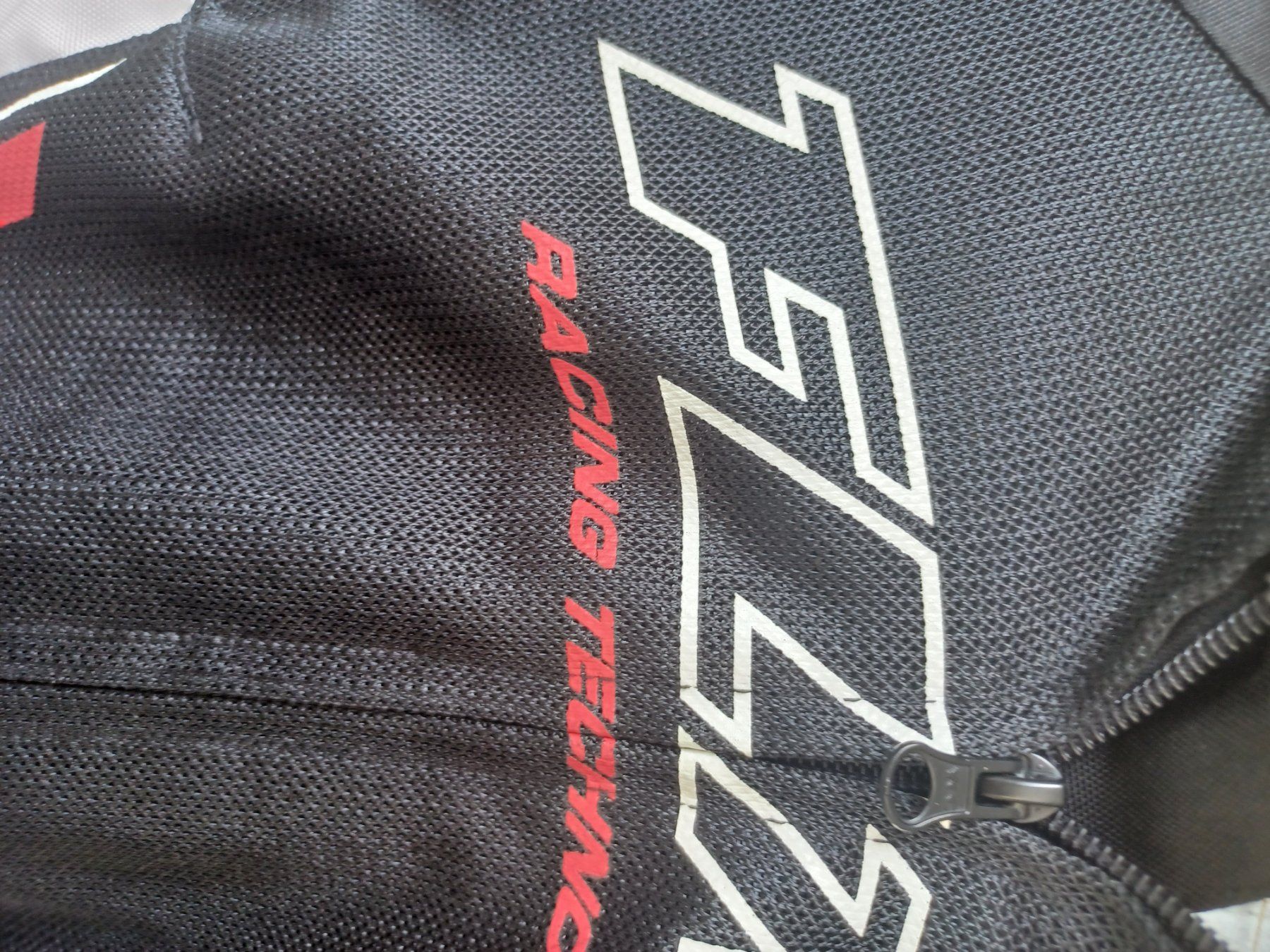 Jacken: Damen Motorradjacke – Gebraucht aus Bern von els_p8p9