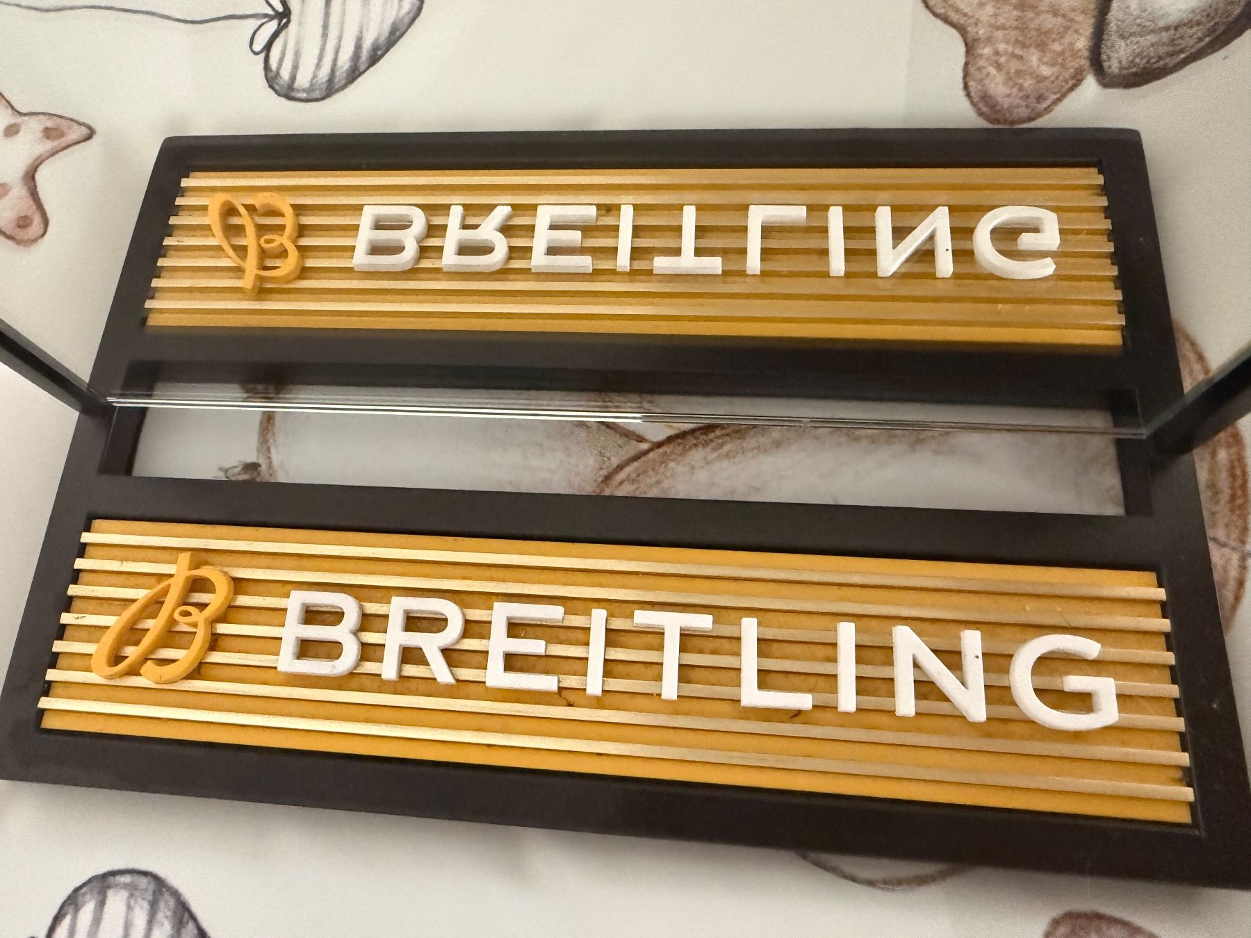 Spiegel: Breitling Spiegel schwarz Tischspiegel – Gebraucht aus Bettlach von val_95hq 1