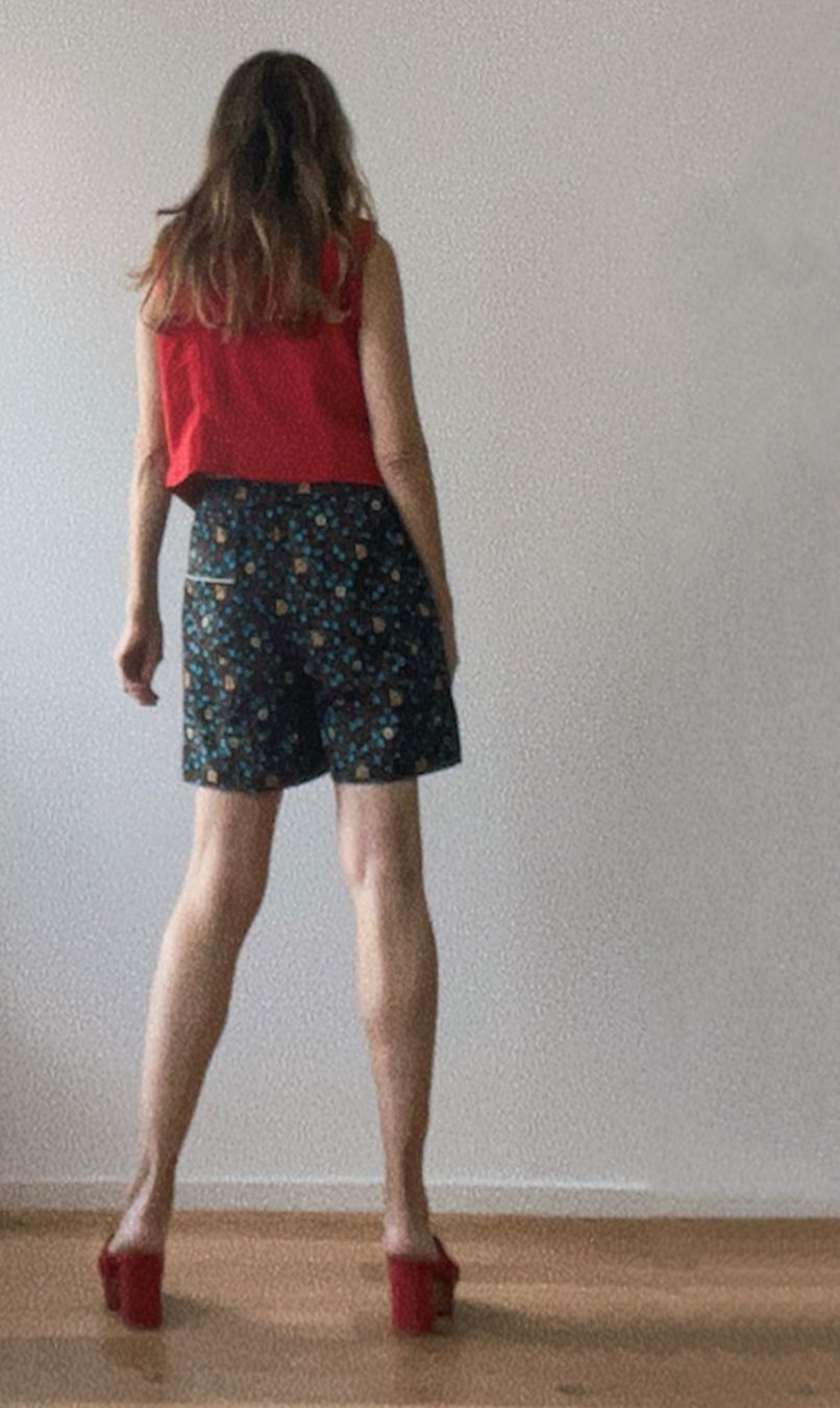 Maje Pantaloni: MAJE SHORTS - wie neu - – Usato da Jona venduto da vanessasupermarket20 3