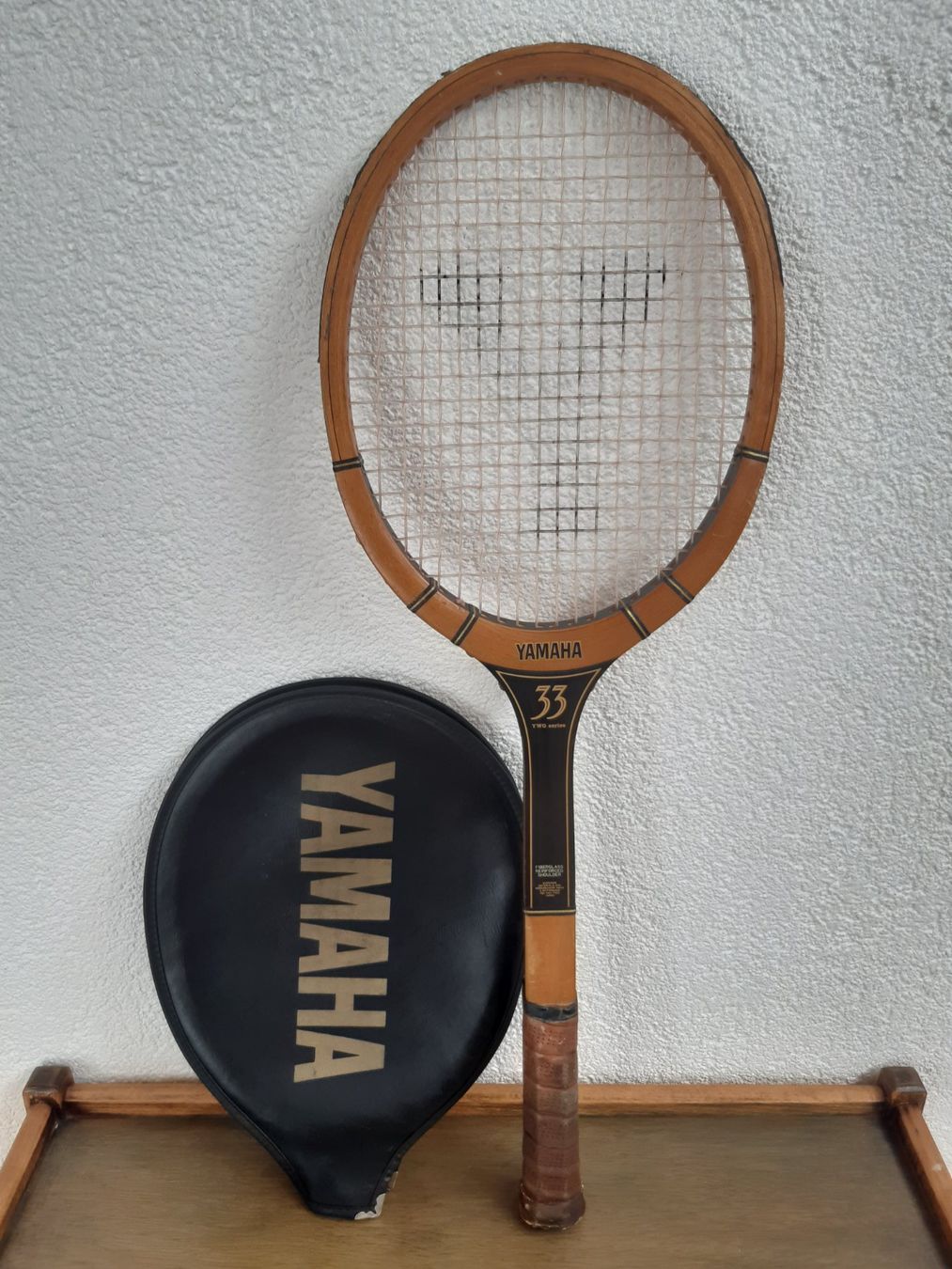 Raquette De Tennis Bois Vintage DONNAY – Collection Ou Décoration