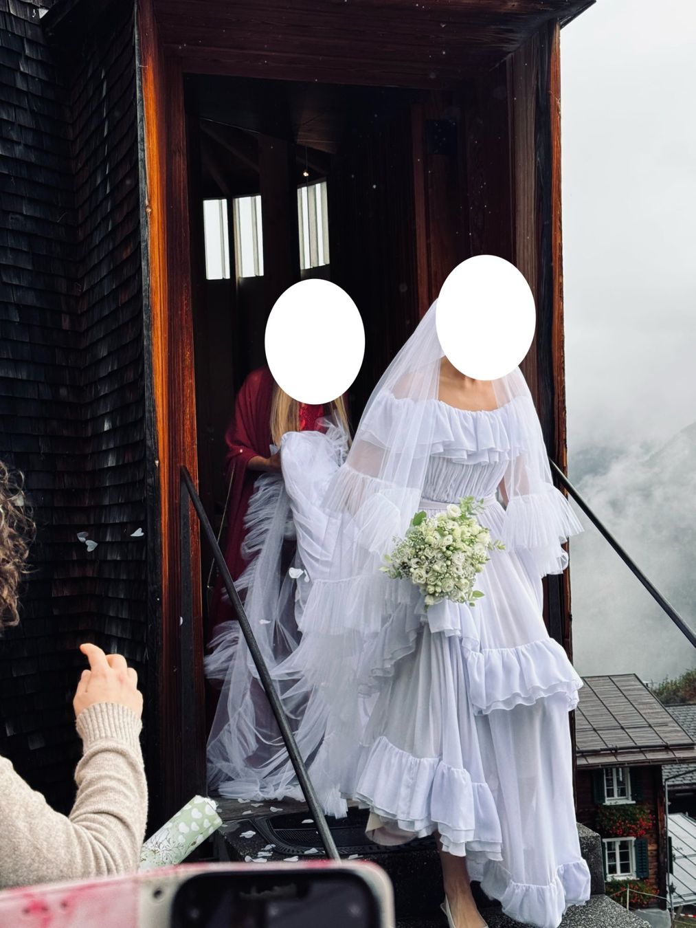 Kleider: Brautkleid – Gebraucht aus Wädenswil von por_w7dh
