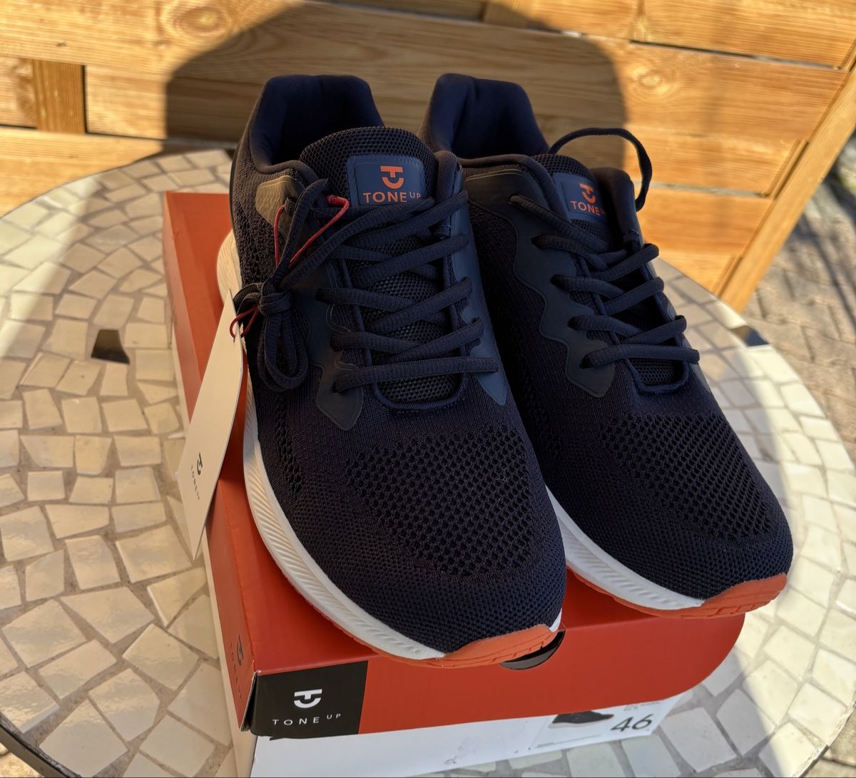Scarpe da uomo: Basket.Pointure.46 – Nuovo e nell'imballaggio originale da Delémont venduto da Vendeur_3 8