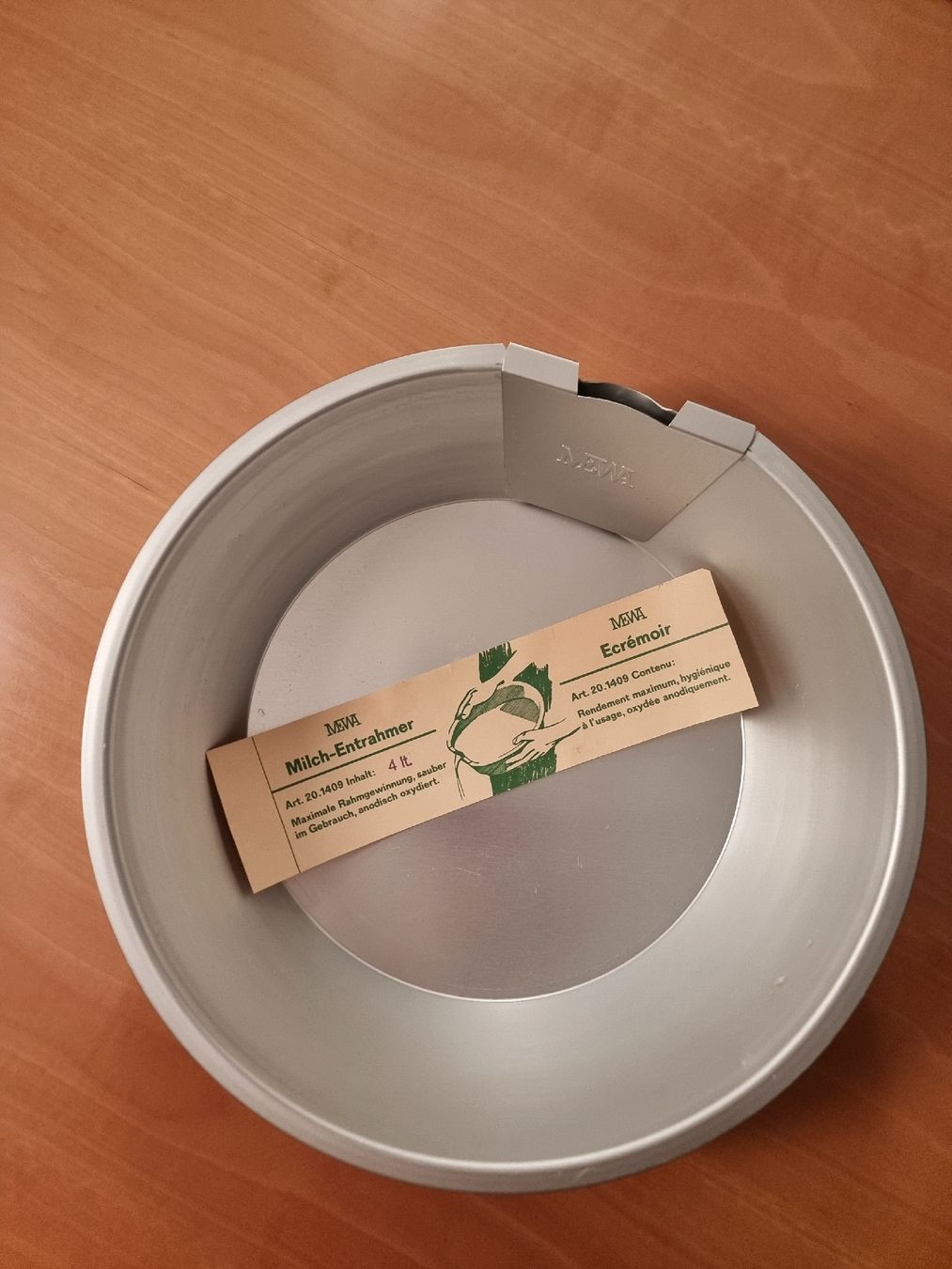 Ciotole: Milch-Entrahmer Becken – Nuovo e nell'imballaggio originale da Uetendorf venduto da .Eidgenosse. 4
