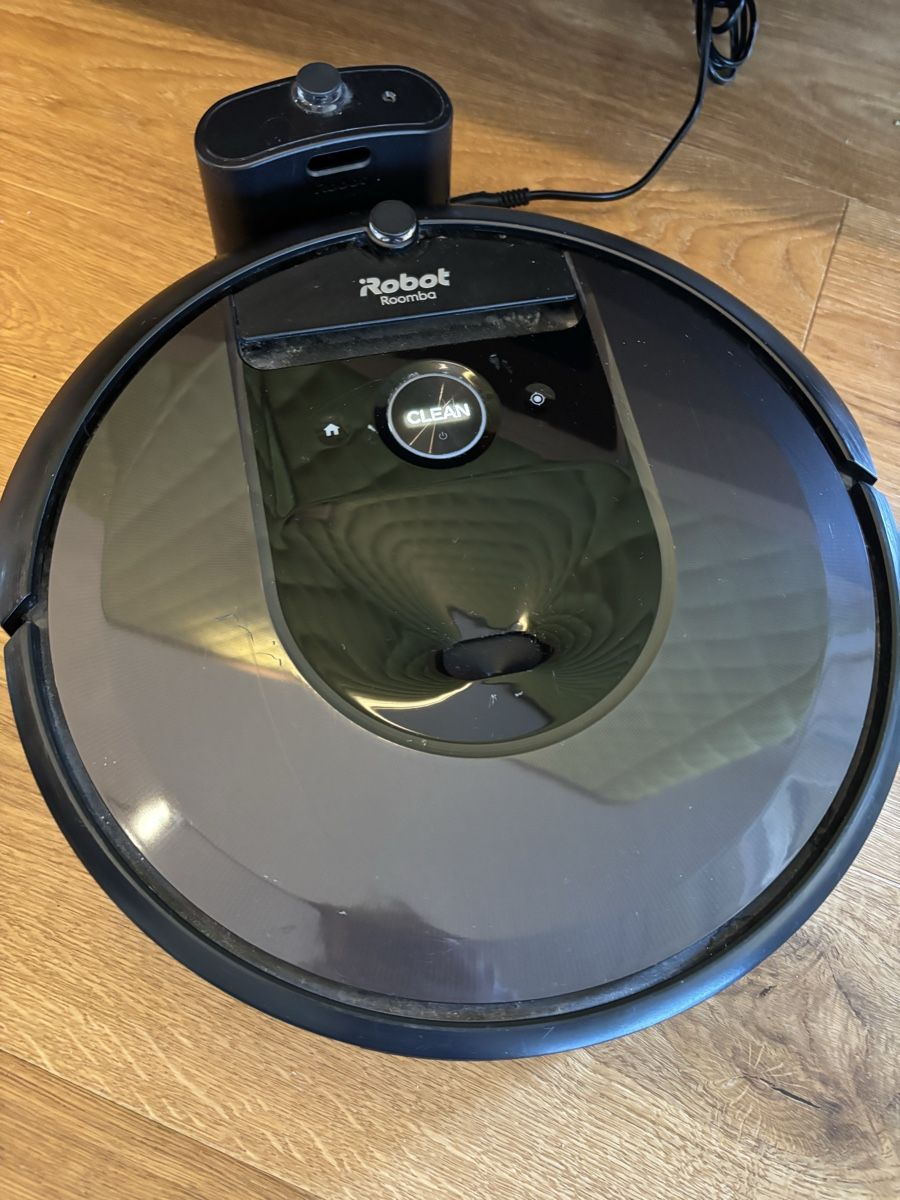 Irobot Aspirapolveri & Accessori: Roomber i7 Saugroboter Clean Robot – Usato da Thalwil venduto da ver_j2lw 6