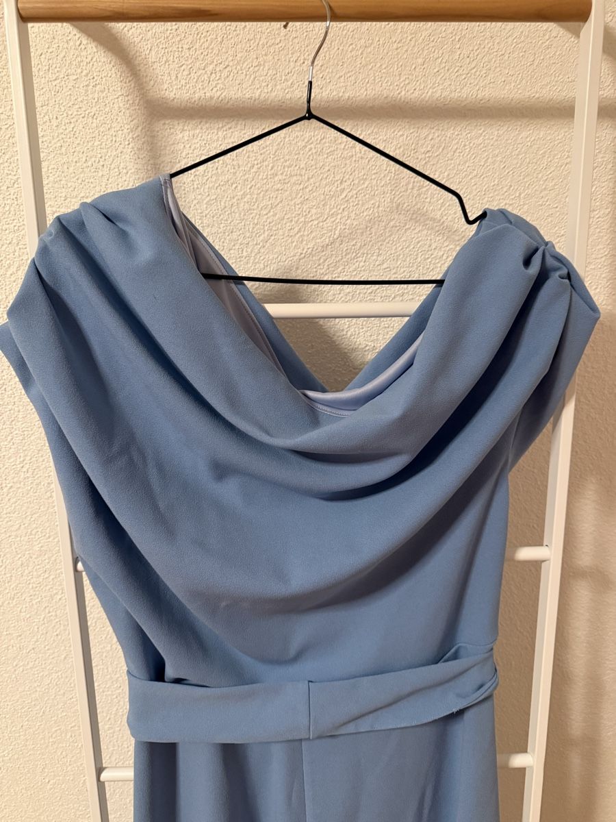 Robes: Friends Like These.. Kleid hellblau Gr. 44 – D'occasion à Kloten par ble_78dj 4
