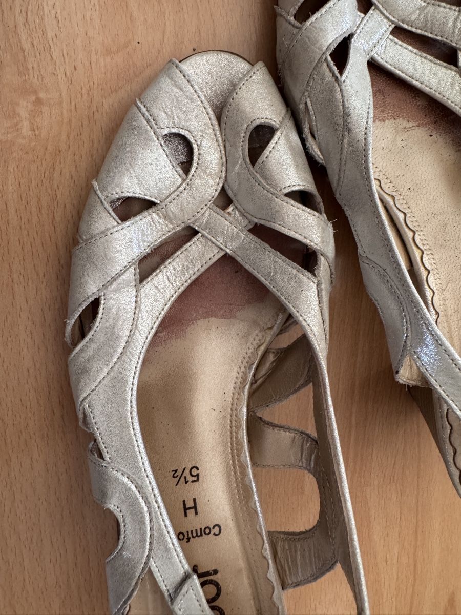 Gabor Damenschuhe: Weiss-silberne Gabor Sandalen – Gebraucht aus Zürich von man_nq66 2