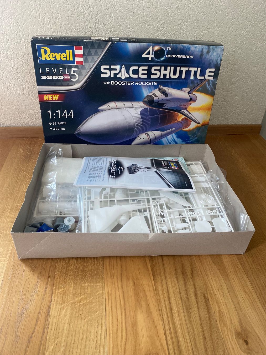 Revell Modellbausätze & Standmodelle: Revell: Space Shuttle 40th Anniversary – Neu (gemäss Beschreibung) aus Bottmingen von falke4 1