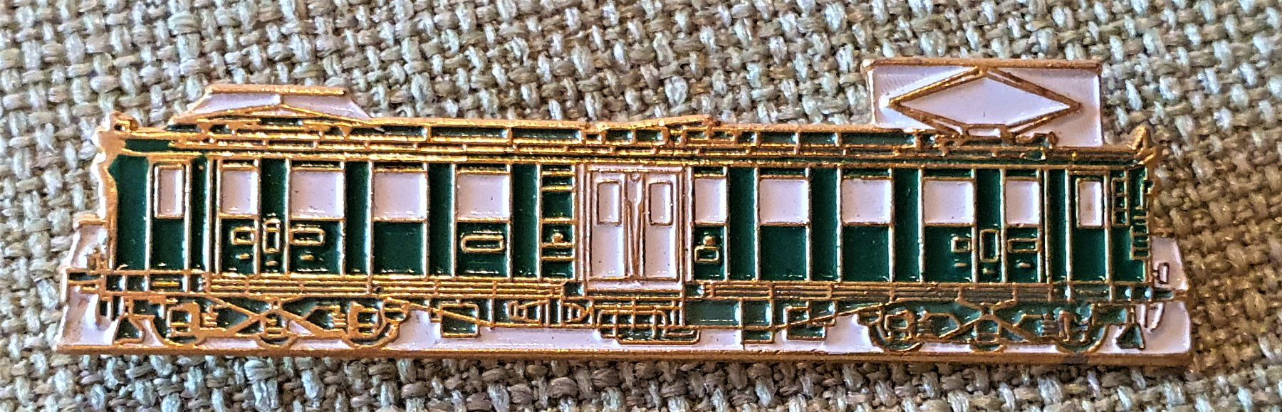 Placchette & Badge: H412 - Pin Lokomotive SBB CFF FFS – Usato da Reinach BL venduto da Boston-Verkauf