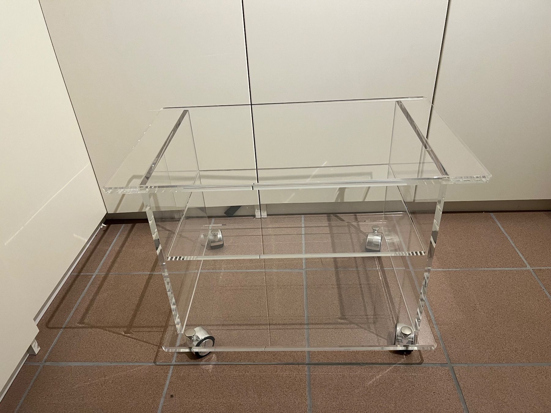 Pfister Mobili TV: TV Möbel Acrylglas – Usato da Reinach BL venduto da rol_kmw5