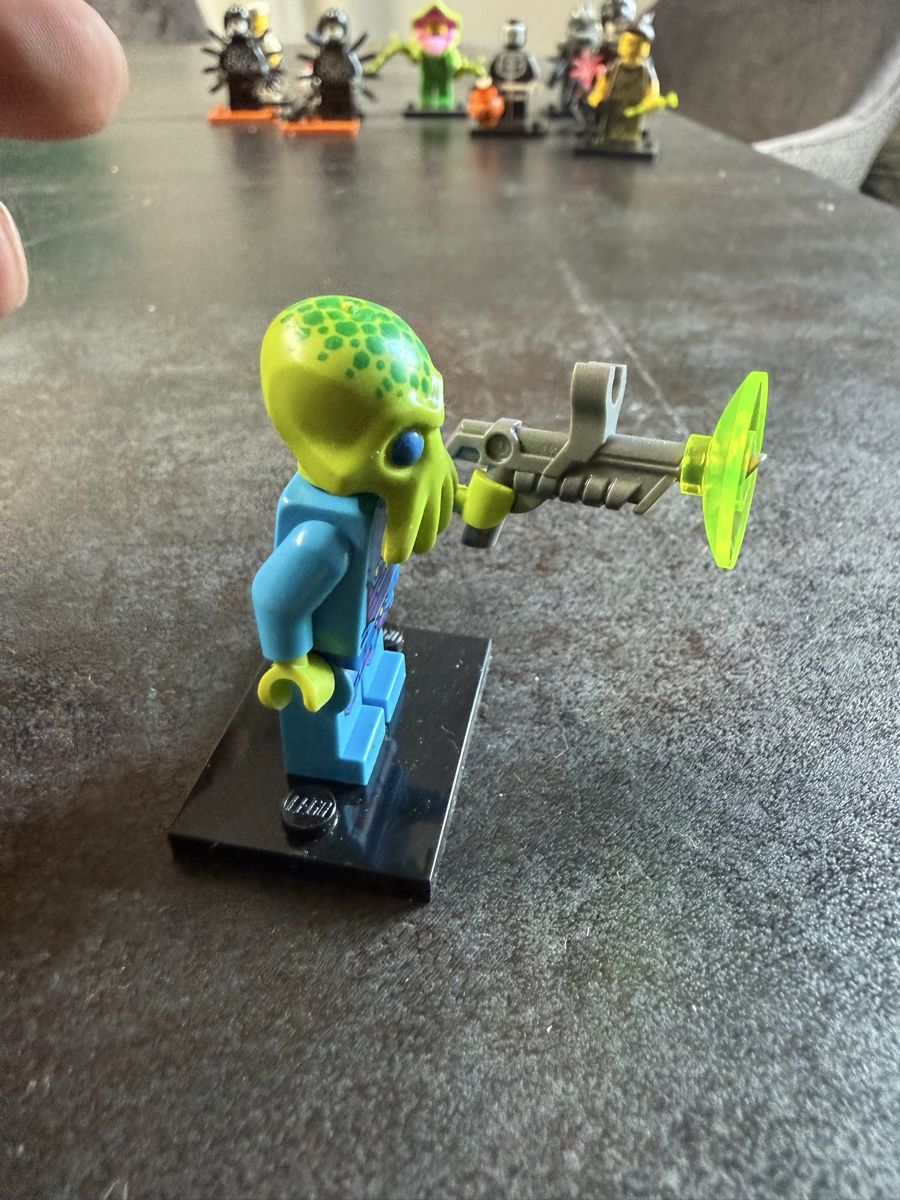 Lego Statuette: Lego Alien Trooper Minifigures Serie 13 – Nuovo (secondo la descrizione) da Wettingen venduto da NickInc 4
